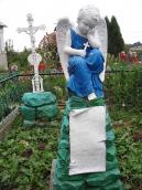 Дитяча могила