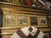 Празниковий ряд (ліва частина)