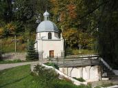 Каплиця над джерелом