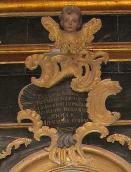 Верхній картуш з латинським написом