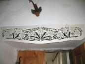 Витинанка-фіранка з будяками