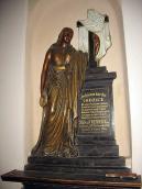 Скульптура і напис