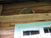 2006 р. Кругле вікно, закрите при…