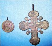 Латунний медальйон-ладанка із…
