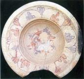 Розфарбована таріль