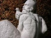 Півпостать