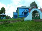 2022 р. Дзвіниця, церква і брама