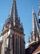 Верхні частини башт