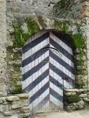 Двері будки