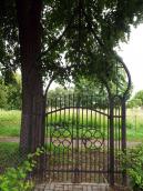 Цвинтар при православній церкві у…