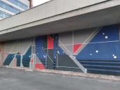 33. Настінний розпис зупинки біля…