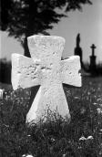 1988 р. Хрест на цвинтарі