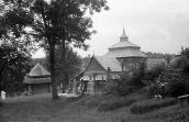 1988 р. Дзвіниця і стара церква.…