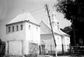 1989 р. Дзвіниця і церква. Вигляд з…
