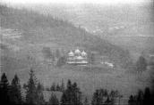 1990 р. Церква в панорамі села