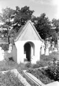 1990 р. Каплиця на цвинтарі
