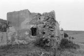 1990 р. Руїни плебанії. Вигляд зі сходу