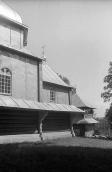 1994 р. Вівтар церкви та дзвіниця.…
