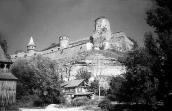 1996 р. Вигляд замку від Карвасар.…
