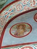 Лівий ангел у медальйоні