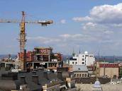 Ліворуч – будинок по Рильському пров.,…