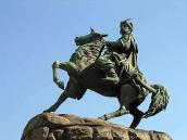 Постать на коні