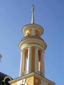 Верхні яруси дзвіниці