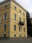 Чільний фасад ризаліта. Вигляд з…