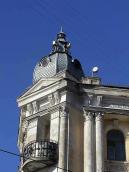 Наріжний еркер