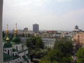 2006 р. Бурса на тлі будинку…