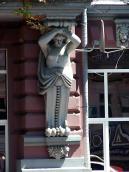 Кронштейн-каріатіда