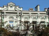 Фрагмент фасаду 4-го поверху