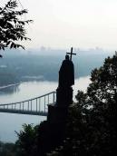 2007 р. Вид на тлі Дніпра