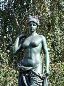 Півпостать