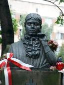 Півпостать