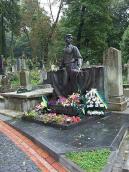 Могила В.Івасюка (1949 – 1979)