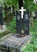 Могила Ю.Романчука і Т.Романчука