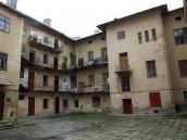 2007 р. Вигляд з боку двору (праворуч…