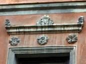 Віконна перемичка