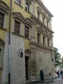 2007 р. Фрагмент фасаду по…