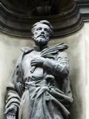 Півпостать