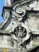 Єпископський герб