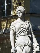 Півпостать