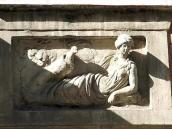 2-й поверх, правий рельєф