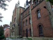 2007 р. Головний фасад у ракурсі