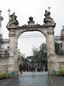 2007 р. Південна брама центрального…