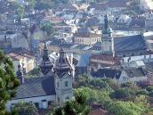 Історичний центр з кляшторами…