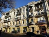 2007 р. Фрагмент фасаду по…