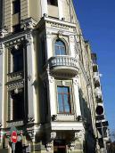 Наріжний еркер