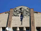 Фронтон головного фасаду